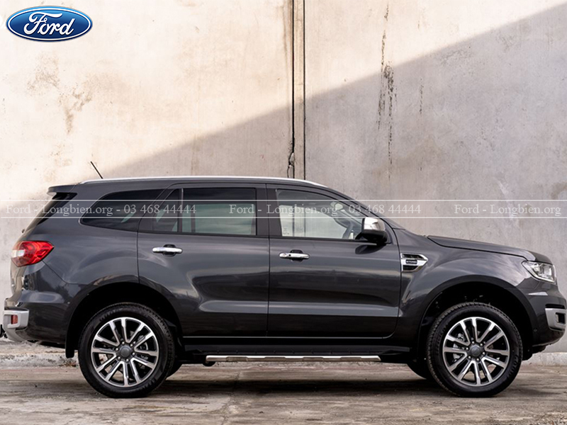 FORD EVEREST TREND 4X2 AT
