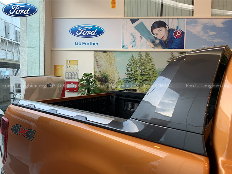 Ford Ranger Wildtrak 4x4 AT 2020 sở hữu thùng chứa đồ lớn nhất trong phân khúc với dung tích lên đến 1,21m3
